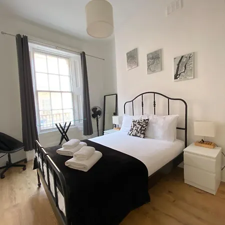 Stay In The Heart Of Soho